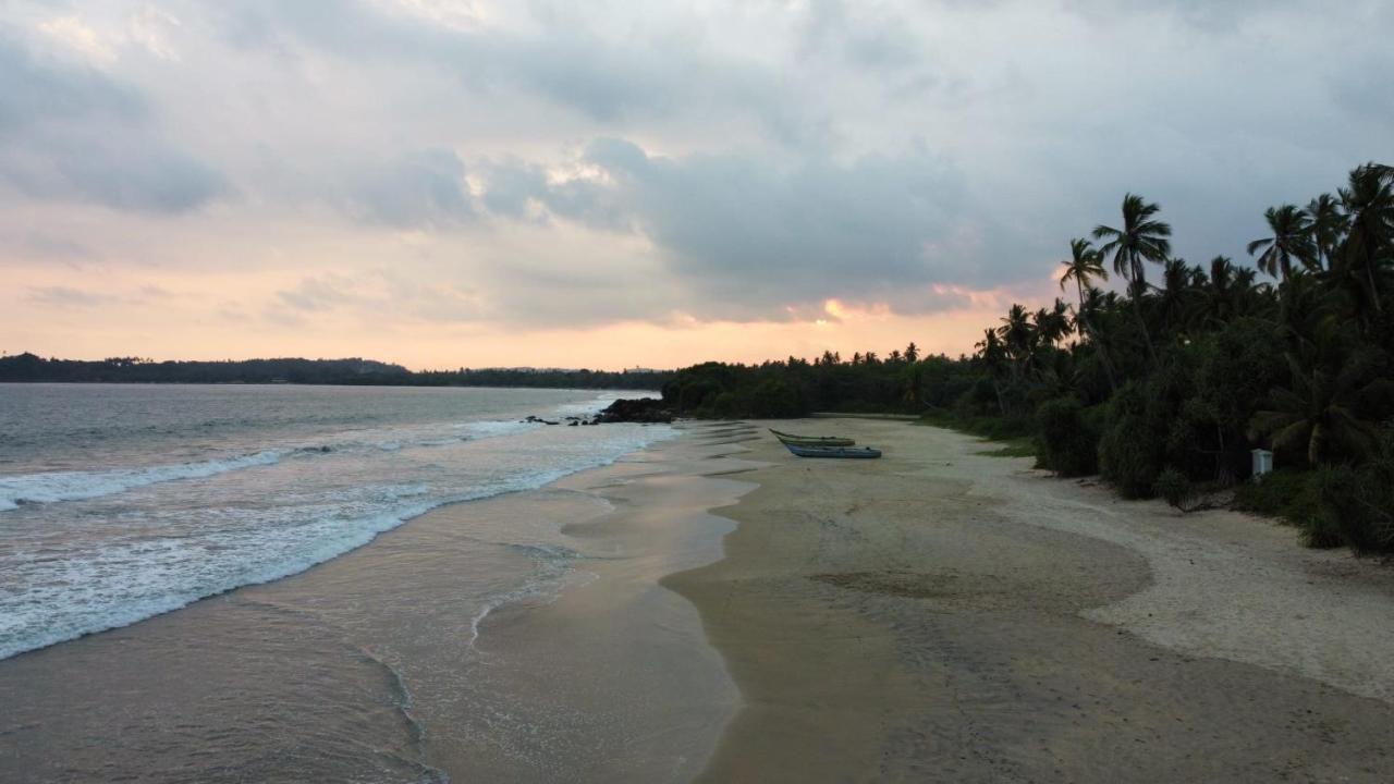 Hiru Villa Tangalle Buitenkant foto